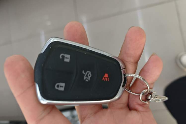 Used Cadillac XT5 2016 25T Tech Edition Vehicle Key