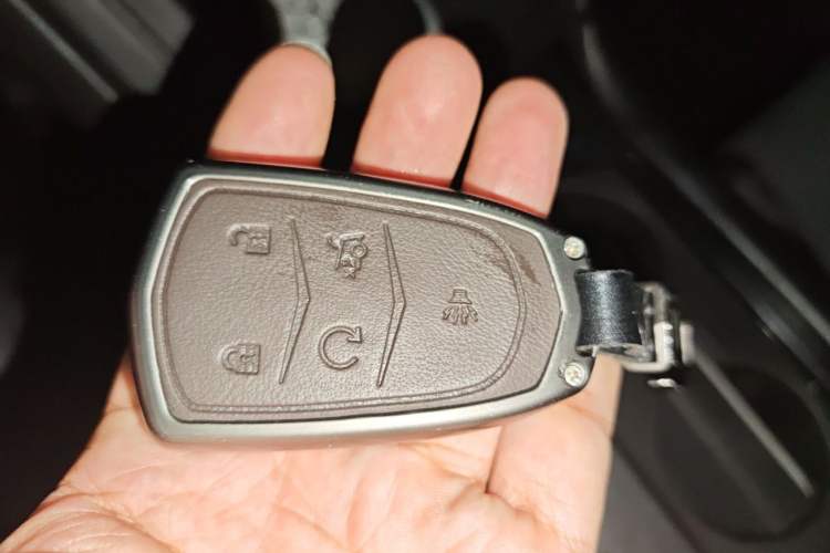 Used Cadillac XT5 2016 25T Luxury Model Vehicle Key