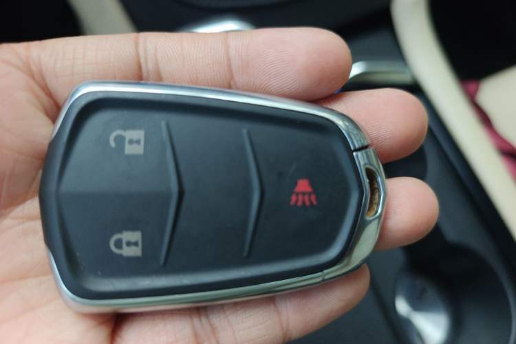 Used Cadillac XT5 2016 28T Four-Wheel Drive Tech Version Vehicle Key