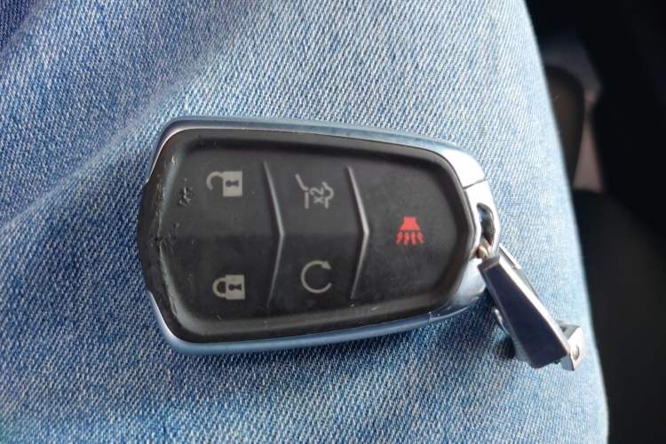 Used Cadillac XT5 2016 28T Four-Wheel Drive Luxury Model Vehicle Key