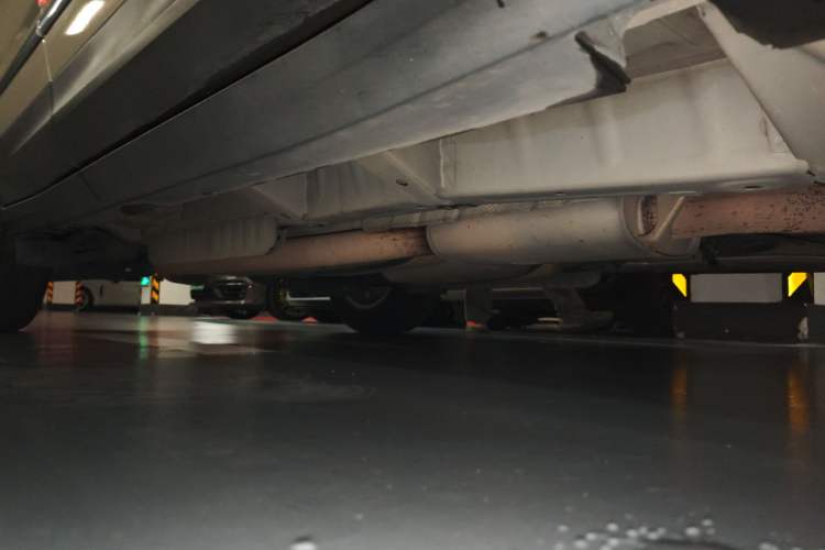 Used Cadillac XT5 2016 28T Four-Wheel Drive Tech Version Chassis Front Right