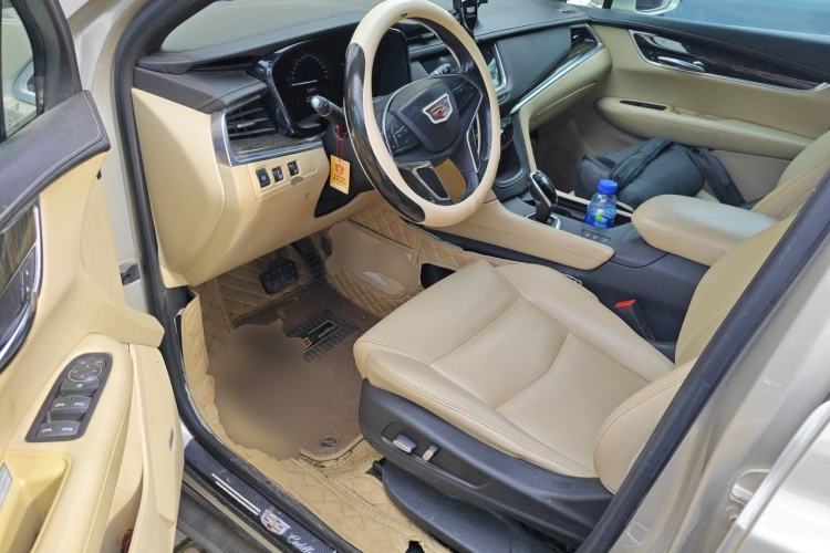 Used Cadillac XT5 2016 28T Four-Wheel Drive Tech Version Driver Seat