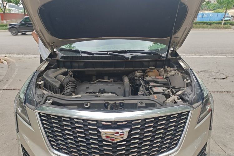Used Cadillac XT5 2016 28T Four-Wheel Drive Luxury Model Engine Bay