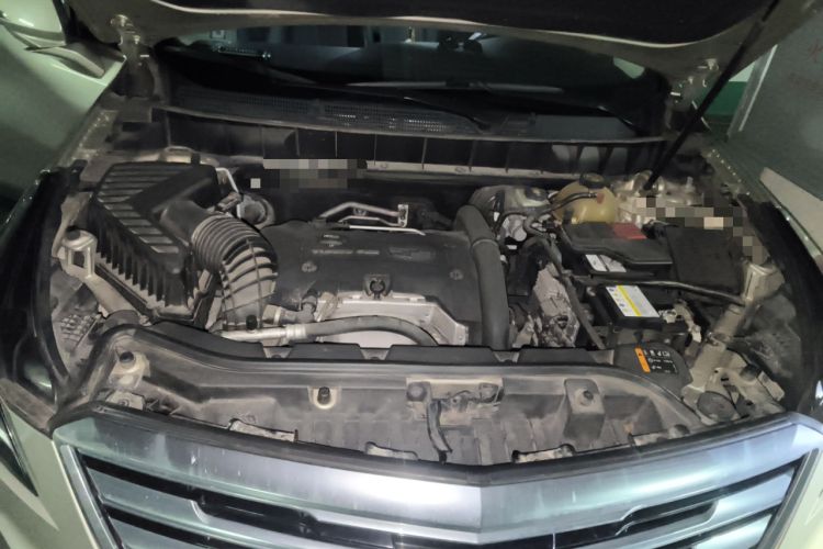Used Cadillac XT5 2016 28T Four-Wheel Drive Luxury Model Engine Bay