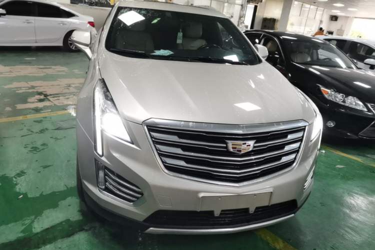Used Cadillac XT5 2016 28T Four-Wheel Drive Tech Version Front