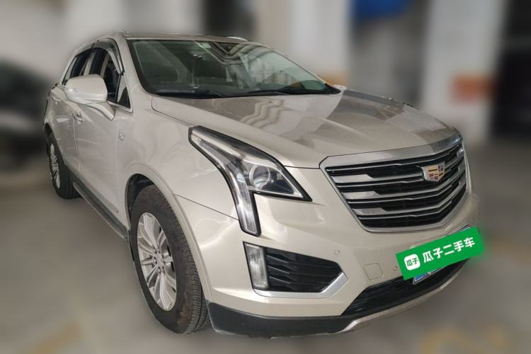 Used Cadillac XT5 2016 25T Luxury Model Front Right 45 Deg