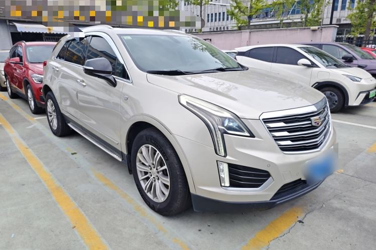 Used Cadillac XT5 2016 28T Four-Wheel Drive Luxury Model Front Right 45 Deg