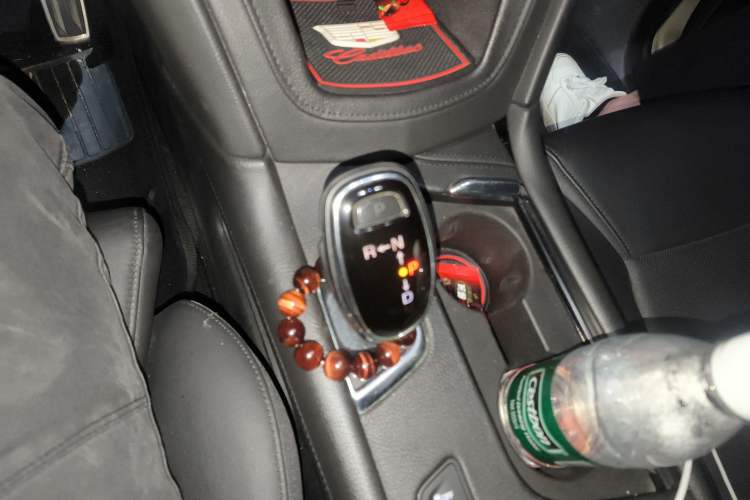 Used Cadillac XT5 2016 28T Four-Wheel Drive Luxury Model Gear Lever
