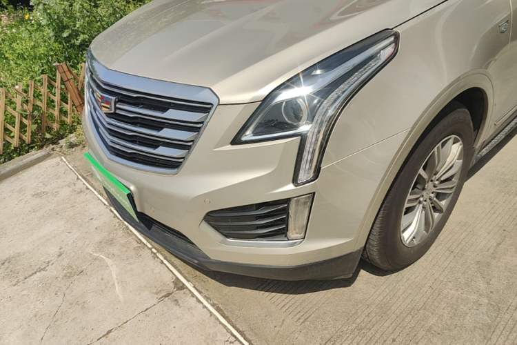 Used Cadillac XT5 2016 25T Luxury Model Left Front Headlight