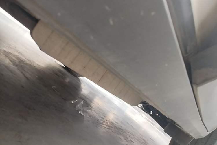 Used Cadillac XT5 2016 25T Luxury Model Left Side Sill