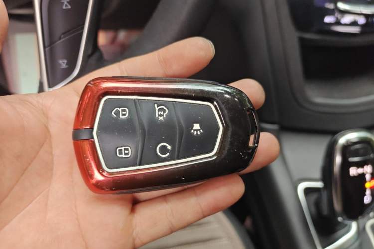 Used Cadillac XT5 2016 28T Four-Wheel Drive Luxury Model Vehicle Key