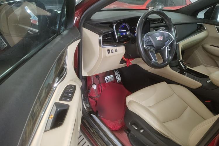 Used Cadillac XT5 2017 Anniversary Edition 28T Four-Wheel Drive Tech Model Driver Seat