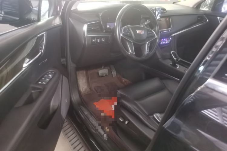 Used Cadillac XT5 2017 Anniversary Edition 25T Luxury Model Driver Seat