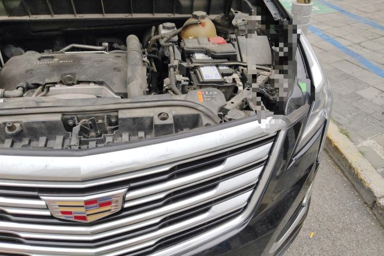 Used Cadillac XT5 2017 Anniversary Edition 25T Luxury Model Engine Bay Left