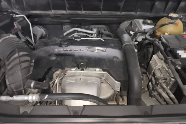 Used Cadillac XT5 2017 Anniversary Edition 25T Luxury Model Engine Bay