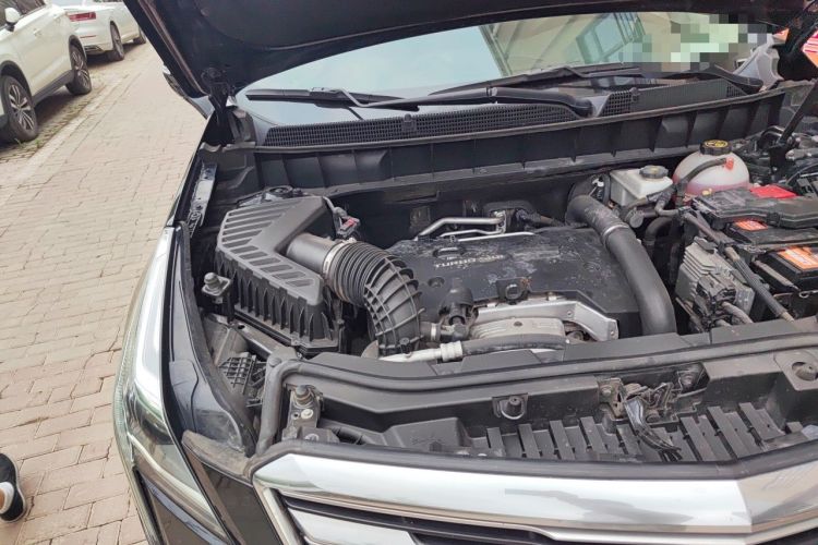 Used Cadillac XT5 2017 Anniversary Edition 28T Four-Wheel Drive Luxury Model Engine Bay Right