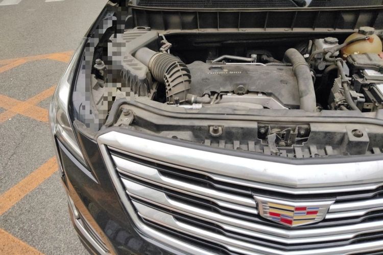 Used Cadillac XT5 2017 Anniversary Edition 25T Luxury Model Engine Bay Right