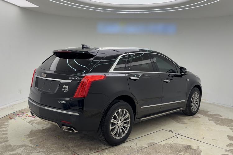 Used Cadillac XT5 2017 Anniversary Edition 28T Four-Wheel Drive Luxury Model Exterior 4