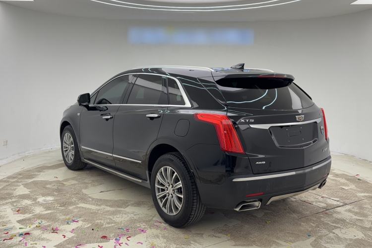 Used Cadillac XT5 2017 Anniversary Edition 28T Four-Wheel Drive Luxury Model Exterior 6