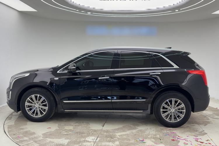 Used Cadillac XT5 2017 Anniversary Edition 28T Four-Wheel Drive Luxury Model Exterior 7