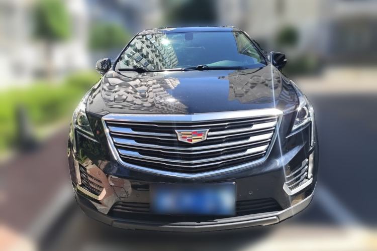 Used Cadillac XT5 2017 Anniversary Edition 25T Luxury Model Front