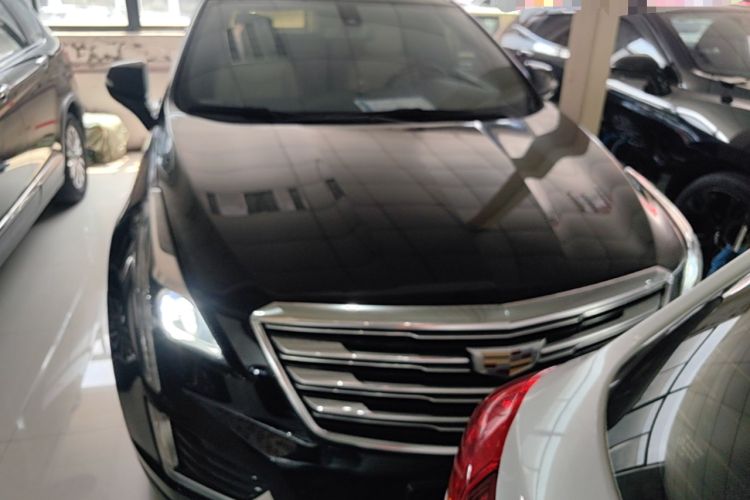 Used Cadillac XT5 2017 Anniversary Edition 28T Four-Wheel Drive Tech Model Front