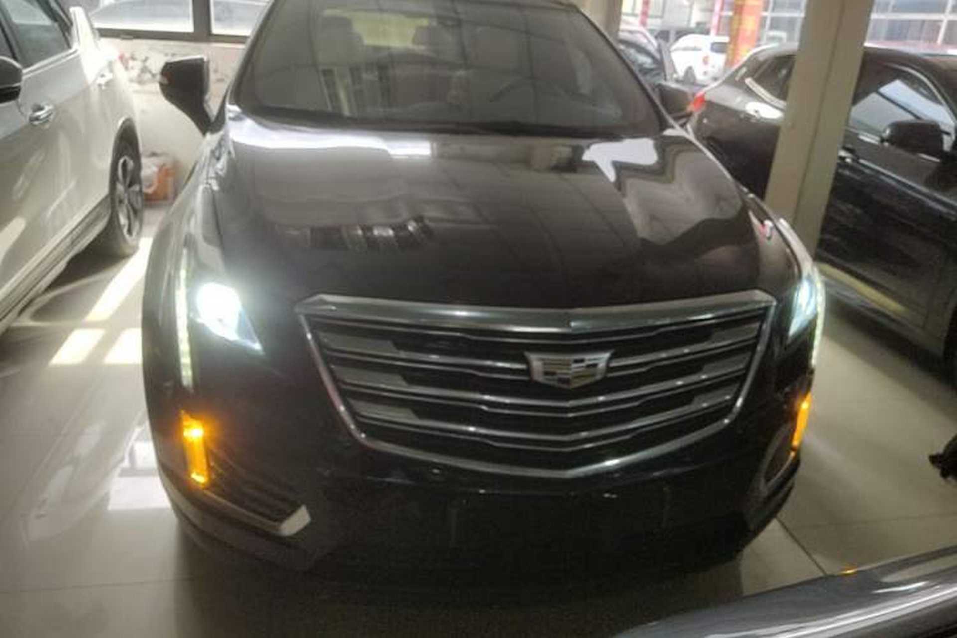 Used Cadillac XT5 2017 Anniversary Edition 28T Four-Wheel Drive Tech Model Front