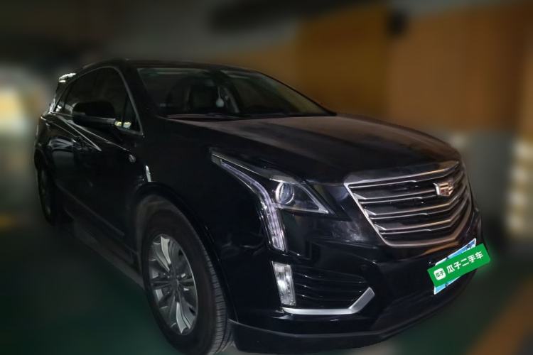Used Cadillac XT5 2017 Anniversary Edition 25T Luxury Model Front Right 45 Deg