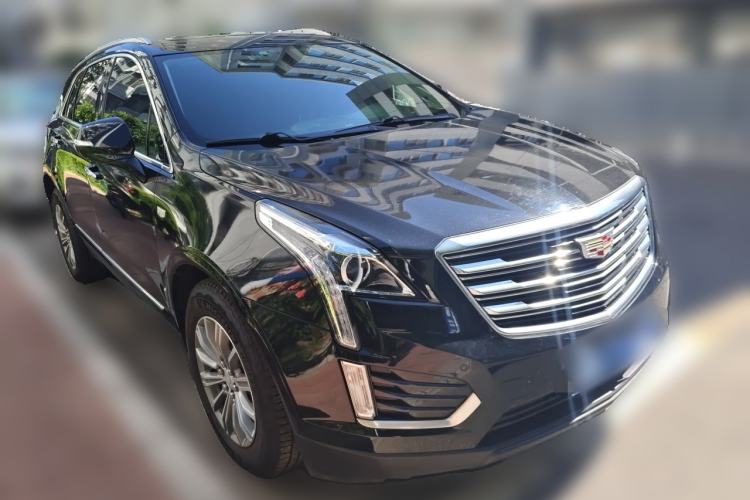 Used Cadillac XT5 2017 Anniversary Edition 25T Luxury Model Front Right 45 Deg