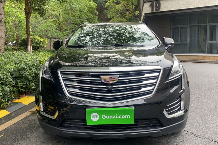 Used Cadillac XT5 2017 Anniversary Edition 25T Luxury Model Front