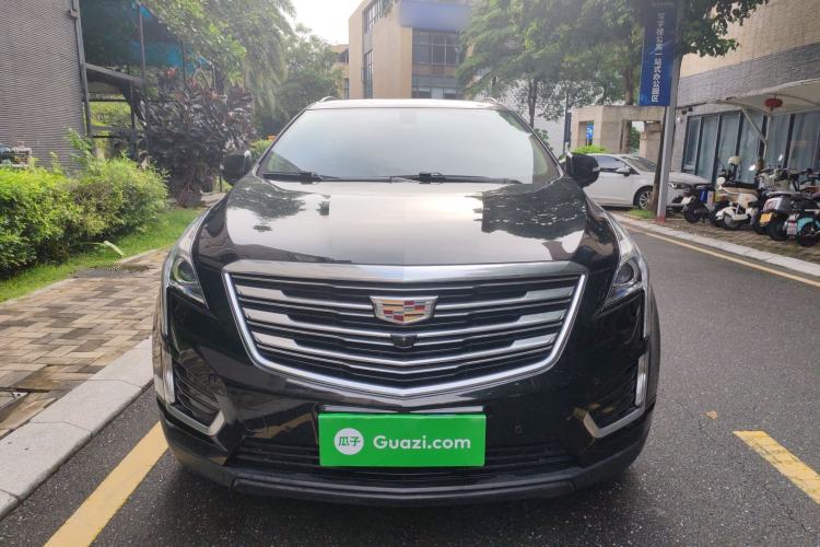 Used Cadillac XT5 2017 Anniversary Edition 25T Luxury Model Front