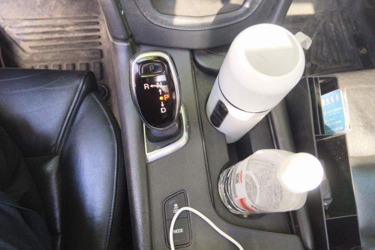 Used Cadillac XT5 2017 Anniversary Edition 25T Luxury Model Gear Lever
