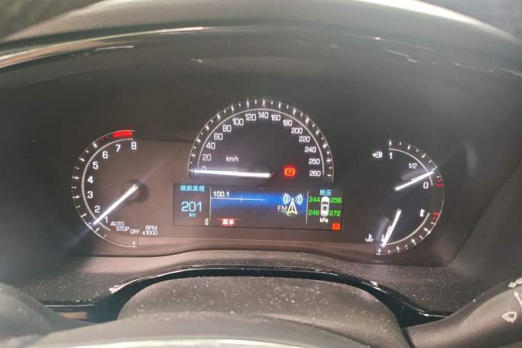 Used Cadillac XT5 2017 Anniversary Edition 28T Four-Wheel Drive Luxury Model Instrument Cluster