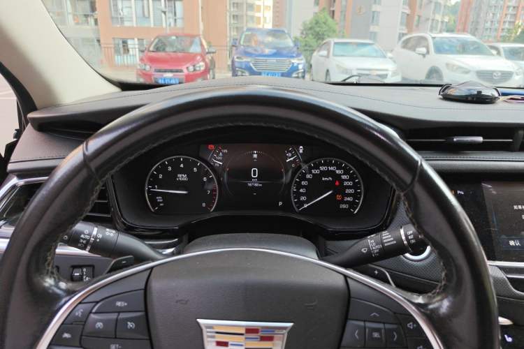 Used Cadillac XT5 2017 Anniversary Edition 25T Luxury Model Instrument Cluster
