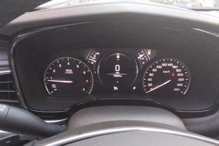 Used Cadillac XT5 2017 Anniversary Edition 28T Four-Wheel Drive Tech Model Instrument Cluster