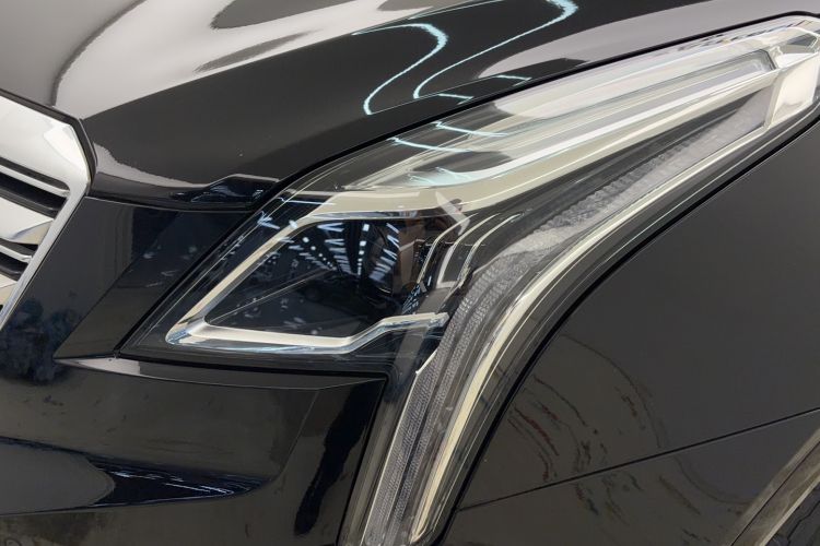 Used Cadillac XT5 2017 Anniversary Edition 28T Four-Wheel Drive Luxury Model Left Front Headlight