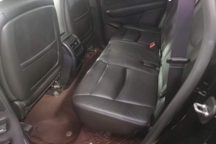 Used Cadillac XT5 2017 Anniversary Edition 25T Luxury Model Left Rear Seat