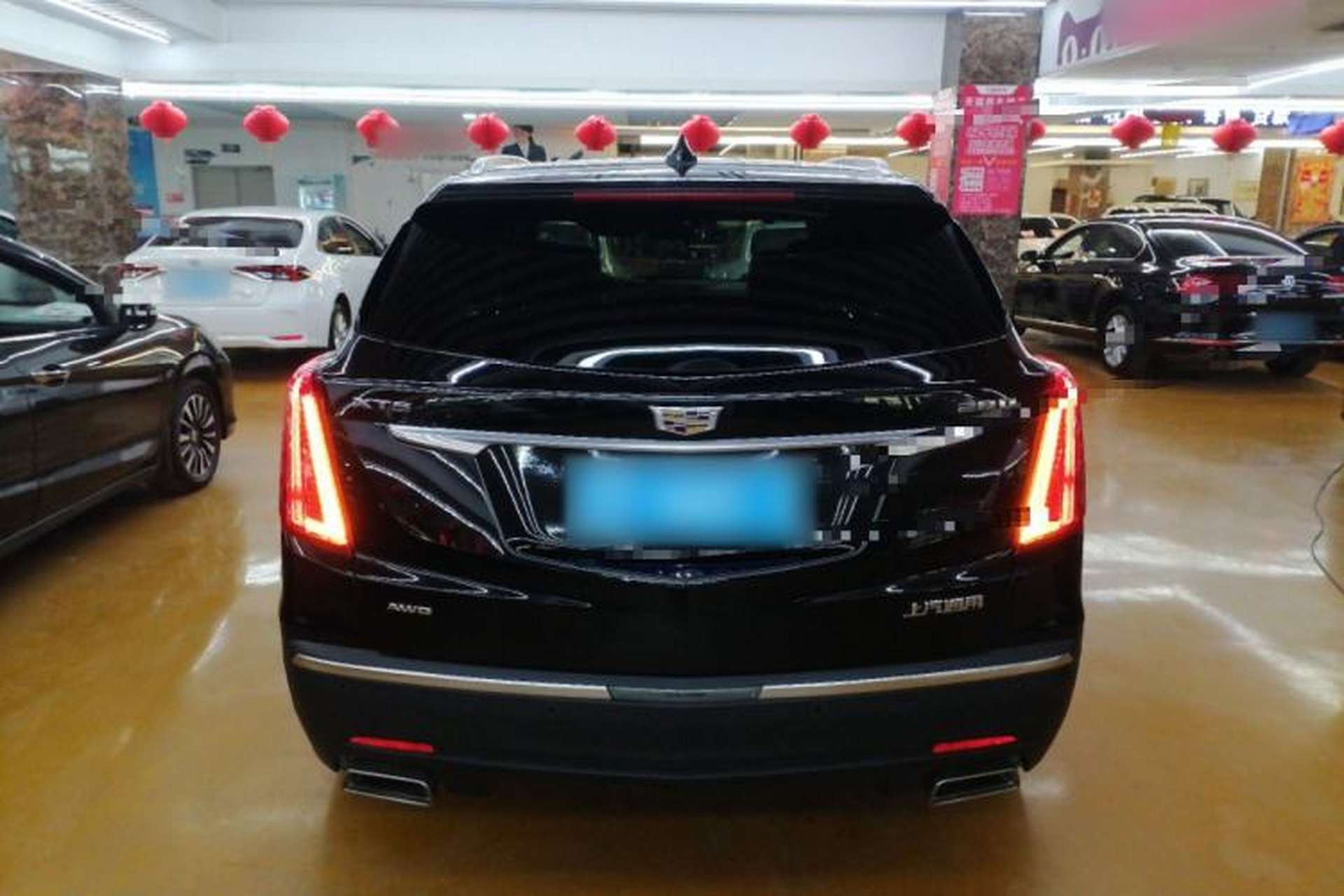 Used Cadillac XT5 2017 Anniversary Edition 28T Four-Wheel Drive Luxury Model Rear