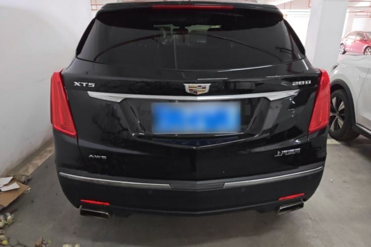 Used Cadillac XT5 2017 Anniversary Edition 28T Four-Wheel Drive Luxury Model Rear