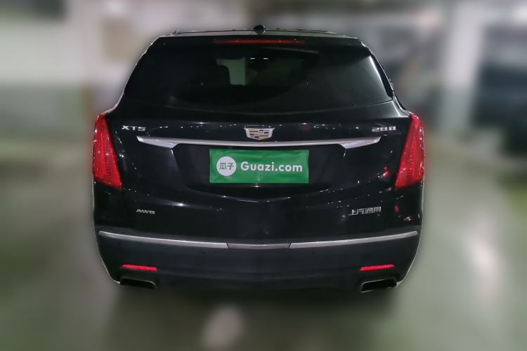 Used Cadillac XT5 2017 Anniversary Edition 28T All-Wheel-Drive Leading Model Rear