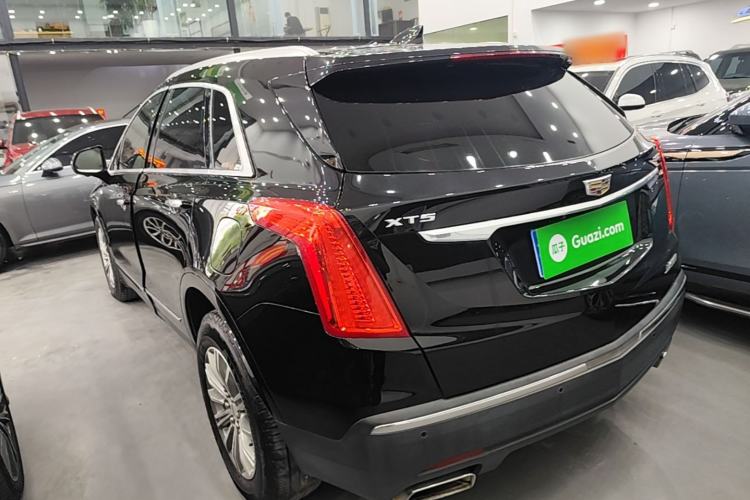 Used Cadillac XT5 2017 Anniversary Edition 25T Luxury Model Rear Left 45 Deg