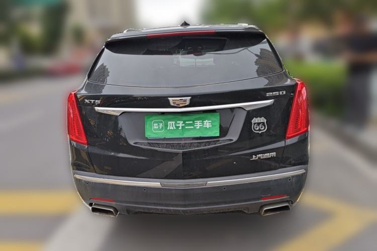 Used Cadillac XT5 2017 Anniversary Edition 25T Luxury Model Rear