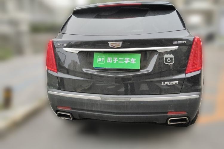 Used Cadillac XT5 2017 Anniversary Edition 25T Luxury Model Rear