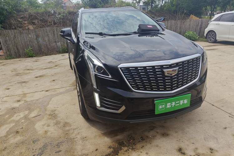 Used Cadillac XT5 2017 Anniversary Edition 25T Luxury Model Right Front Headlight