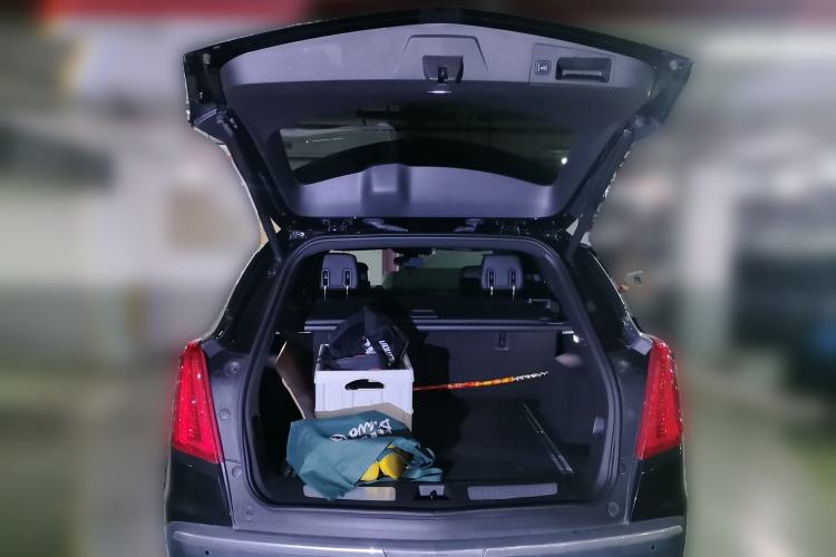 Used Cadillac XT5 2017 Anniversary Edition 28T All-Wheel-Drive Leading Model Trunk