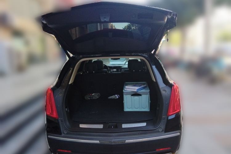 Used Cadillac XT5 2017 Anniversary Edition 28T Four-Wheel Drive Tech Model Trunk