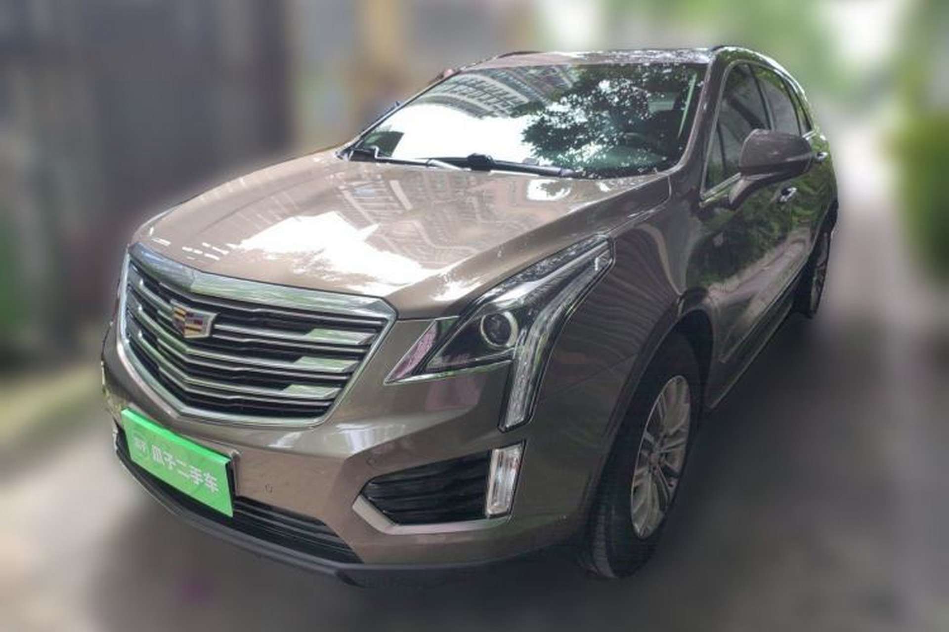 Used Cadillac XT5 2017 Anniversary Edition 25T Luxury Model Front Left 45 Deg