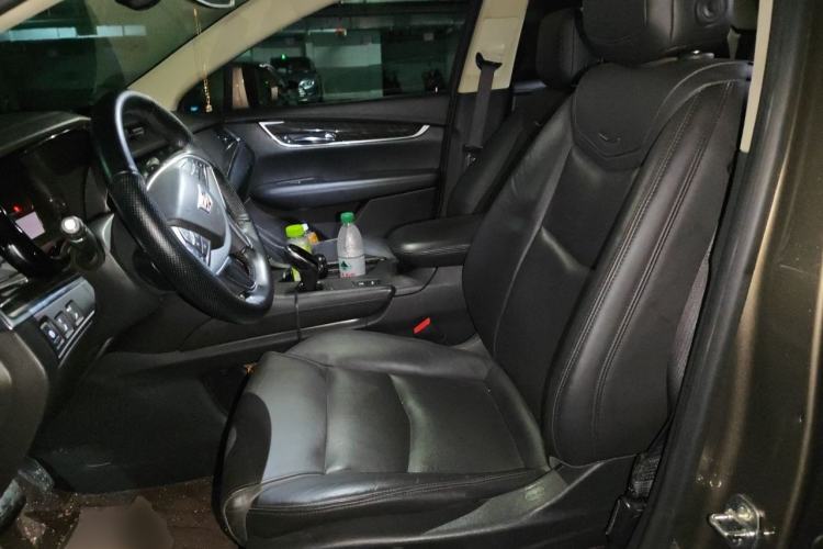 Used Cadillac XT5 2017 Anniversary Edition 25T Luxury Model Left Front Seat