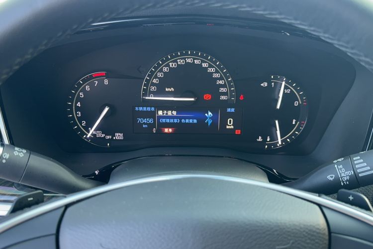 Used Cadillac XT5 2017 Anniversary Edition 28T Four-Wheel Drive Luxury Model Odometer Close Up