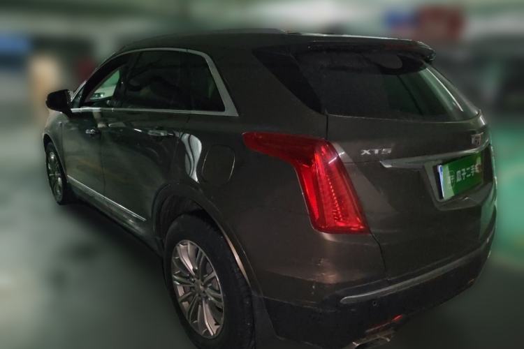 Used Cadillac XT5 2017 Anniversary Edition 25T Luxury Model Rear Left 45 Deg